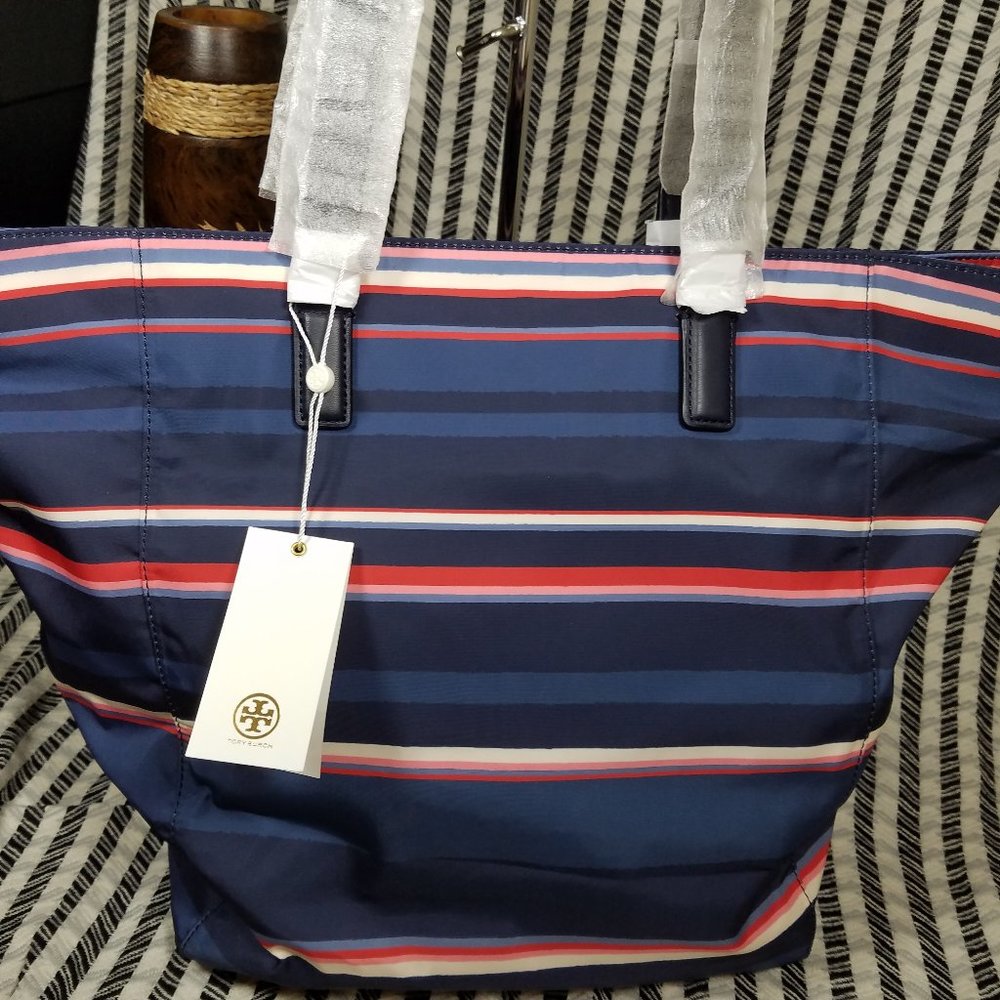 Ella Tory Burch Nylon Printed Tote Canyon stripe - Picture 9 of 16